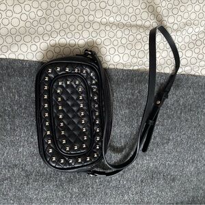 10/25$ 🧁 Black Studded Crossbody Bag